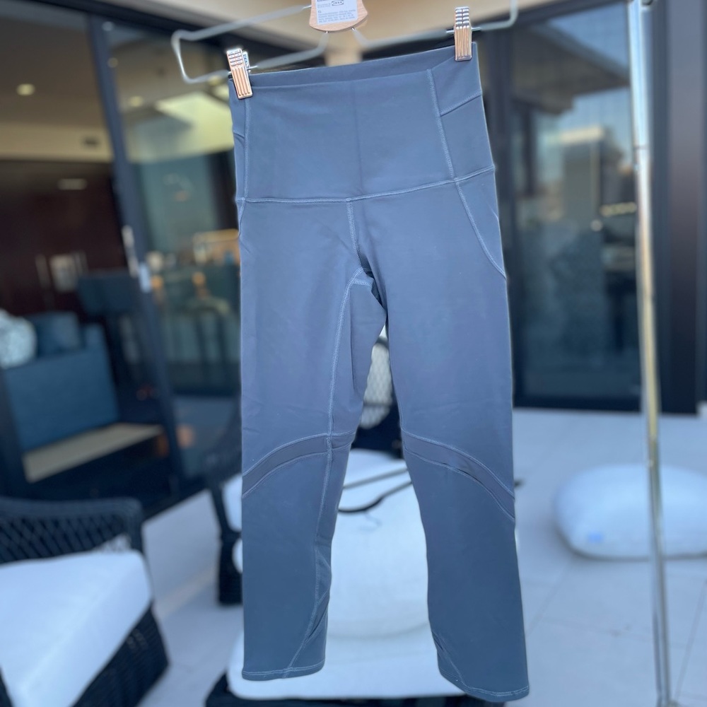 lululemon high-waisted cropped leggings